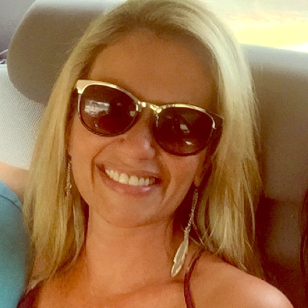 Meet your Posher, Celeste